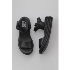 Bueno Shoes 01WY5700 Siyah Deri Kadın Dolgu Topuklu Sandalet