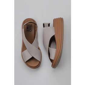 Bueno Shoes 01WY5703 Gri Deri Kadın Dolgu Topuklu Sandalet