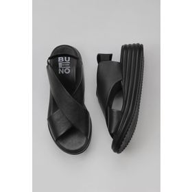 Bueno Shoes 01WY5703 Siyah Deri Kadın Dolgu Topuklu Sandalet