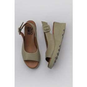 Bueno Shoes 01WY8600 Haki Deri Kadın Dolgu Topuklu Sandalet