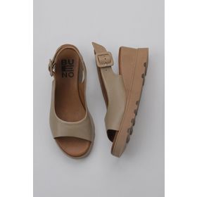 Bueno Shoes 01WY8600 Vizon Deri Kadın Dolgu Topuklu Sandalet