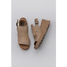 Bueno Shoes 01WY8603 Vizon Deri Kadın Dolgu Topuklu Sandalet