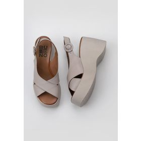 Bueno Shoes 01WY9007 Gri Deri Kadın Dolgu Topuklu Sandalet