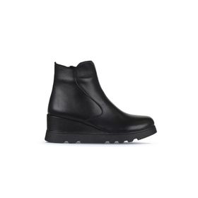 Bueno Shoes 01WZ7201 Siyah Deri Kadın Dolgu Topuklu Bot