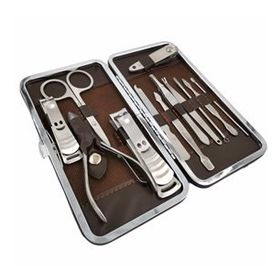 Buffer Çantalı Manikür Pensi Profesyonel Ve Manikür Pedikür Seti 13 Parça Tırnak Eti İtici Ve Cımbız