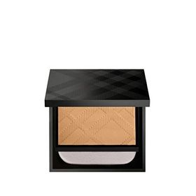 Burberry Matte Glow Compact Bej 70 Medium Cool Fondöten