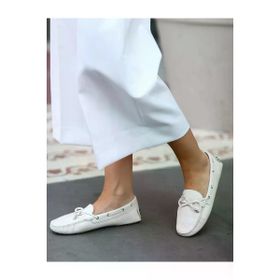 Cabani 6026 Hakiki Deri Beyaz Fiyonk Detaylı Kadın Loafer Ayakkabı