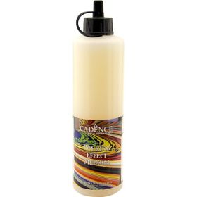 Cadence 750 ml Pouring Efekt