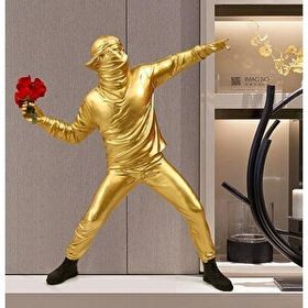 CajuArt Altın Renk Banksy Çiçek Atan Adam Modern Biblo
