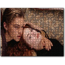 Caka Tablo Titanic Rose ve Jack Kanepede 500 Parça Puzzle