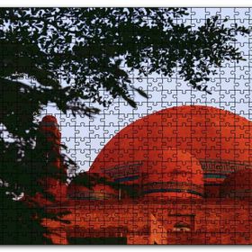 Cakapuzzle Ağaçların Arasından Kızıl Kubbe Mdf 500 Parça Puzzle