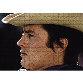 Cakapuzzle Alain Delon Uzaklara Bakan 120 Parça Ahşap Puzzle