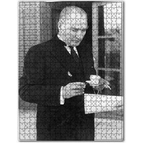 Cakapuzzle Atatürk Smokinli Kahve Sigara Ahşap 1000 Parça Puzzle