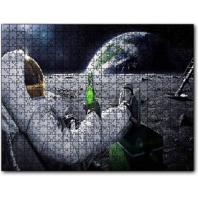 Cakapuzzle Ayda Dünyaya Karşı Bira İçen Astronot Mdf 255 Parça Puzzle