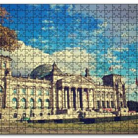 Cakapuzzle Berlinde Tarihi Bina ve Bulutlu Gökler Mdf 255 Parça Puzzle