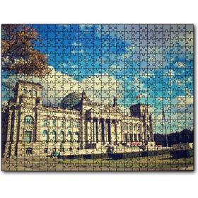 Cakapuzzle Berlinde Tarihi Bina ve Bulutlu Gökler Mdf 255 Parça Puzzle
