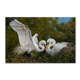 Cakapuzzle Birbirine Kur Yapan Ak Balıkçıl Kuşları 120 Parça Ahşap Puzzle