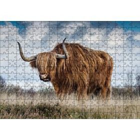 Cakapuzzle Bozkırda Kahverengi Yak Öküzü ve Bulutlar 120 Parça Ahşap Puzzle