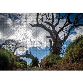Cakapuzzle Bulutlar Kuru Ağaç ve Dalındaki Çift 120 Parça Ahşap Puzzle
