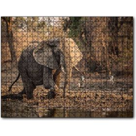 Cakapuzzle Çamur Banyosu Yapan Fil ve Arkada Leylekler 255 Parça Puzzle