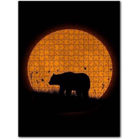 Cakapuzzle Çayırda Boz Ayı ve Arkada Süper Ay Ahşap 1000 Parça Puzzle