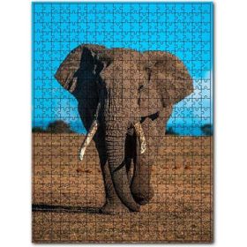 Cakapuzzle Çayırda Yetişkin Afrika Fili 120 Parça Puzzle
