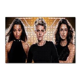 Cakapuzzle Charlienin Melekleri Yakın Plan 120 Parça Ahşap Puzzle