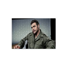 Cakapuzzle Che Guevara Yeşil Parkasıyla Radyo Konuğu Mdf 500 Parça Puzzle