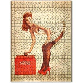 Cakapuzzle Coca Cola İçen Güzel Kadın Görseli Ahşap 1000 Parça Puzzle