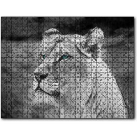 Cakapuzzle Dişi Aslan Monochrome Ahşap 500 Parça Puzzle