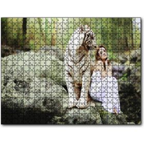 Cakapuzzle Doğada Kadın ve Kaplan 500 Parça Puzzle
