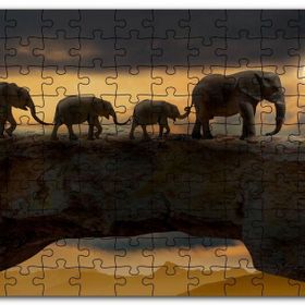 Cakapuzzle Dolunayda Yürüyen Fil Ailesi ve Bulutlar Mdf 1000 Parça Puzzle