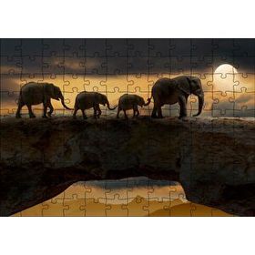 Cakapuzzle Dolunayda Yürüyen Fil Ailesi ve Bulutlar Mdf 120 Parça Puzzle