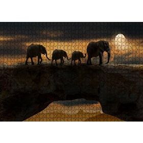Cakapuzzle Fil Ailesi Dolunay ve Bulutlar 120 Parça Ahşap Puzzle