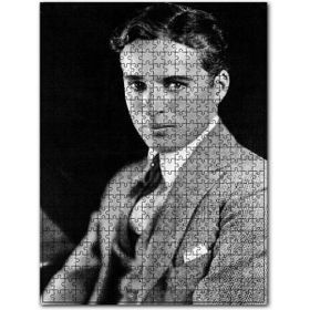 Cakapuzzle Genç Charles Chaplin'in 1889 1977 120 Parça Yapboz Mdf Puzzle