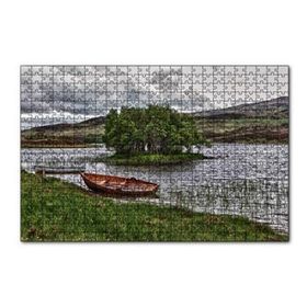Cakapuzzle Gölde Sandallar Tepeler ve Bulutlu Gökler 120 Parça Ahşap Puzzle