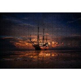 Cakapuzzle Günbatımında Dev Kalyon ve Kızıl Mor Bulutlar 120 Parça Ahşap Puzzle