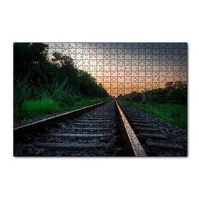 Cakapuzzle Günbatımında Tren Rayları ve Turuncu Gökler 120 Parça Ahşap Puzzle