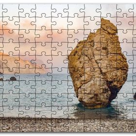 Cakapuzzle Gündoğumunda Issız Kumsal ve Yalnız Kaya Mdf 500 Parça Puzzle