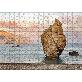 Cakapuzzle Gündoğumunda Issız Kumsal ve Yalnız Kaya Yapboz MDF Puzzle