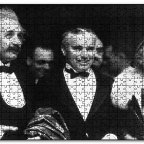 Cakapuzzle Haplin ve Einştein Şehir Işıkları Galasında Mdf 120 Parça Puzzle