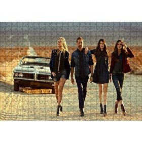 Cakapuzzle Hızlı ve Öfkeli Paul Walker Kızlarla 120 Parça Ahşap Puzzle