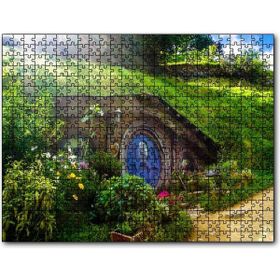 Cakapuzzle Hobbit Evi ve Bahçesi Mdf 120 Parça Puzzle