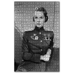 Cakapuzzle Kadın Yüzbaşı Siyah Beyaz 120 Parça Puzzle