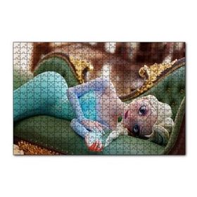 Cakapuzzle Kanepede Yatmış Buzlar Kraliçesi Elsa Görseli 120 Parça Ahşap Puzzle
