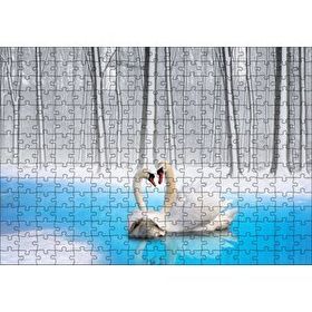 Cakapuzzle Karlı ve Buzlu Göldeki Romantik Kuğu Çifti 120 Parça Ahşap Puzzle