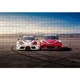Cakapuzzle Kırmızı ve Beyaz Toyota Supralar 120 Parça Ahşap Puzzle