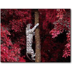 Cakapuzzle Kırmızı Yapraklar ve Ağaca Tırmanan Beyaz Kaplan Mdf 120 Parça Puzzle