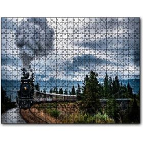 Cakapuzzle Kıvrılarak Ilerleyen Kara Tren ve Dumanı 255 Parça Puzzle