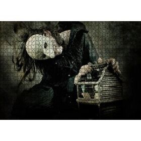 Cakapuzzle Korkunç Maskeli Yaratık ve Mini Ağaç Kulübesi 255 Parça Puzzle